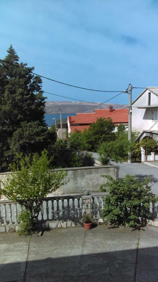 Ruza I Natalija Apartment Karlobag Exterior foto